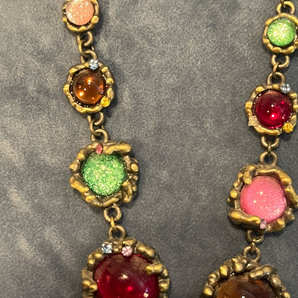 Victorian-Inspired Red and Pink Y-Shaped Necklace - Picture 3 of 7
